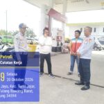Sidak Ketua DPRD Tubaba  Antrian BBM di  simpang PU  Tubaba  mulai Berkurang .